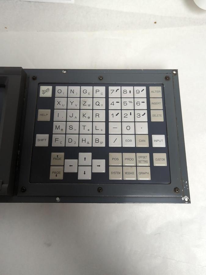 Used FANUC,A02B-0222-C136/MAR,8.4INCH LCD DISPLAY KEYBOARD UNIT PRE-OWNED