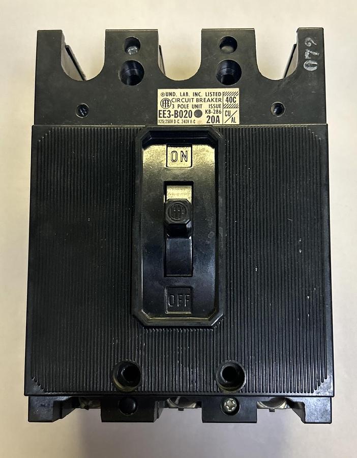 Used ITE,EE3-B020,CIRCUIT BREAKER 20A 240V 3P