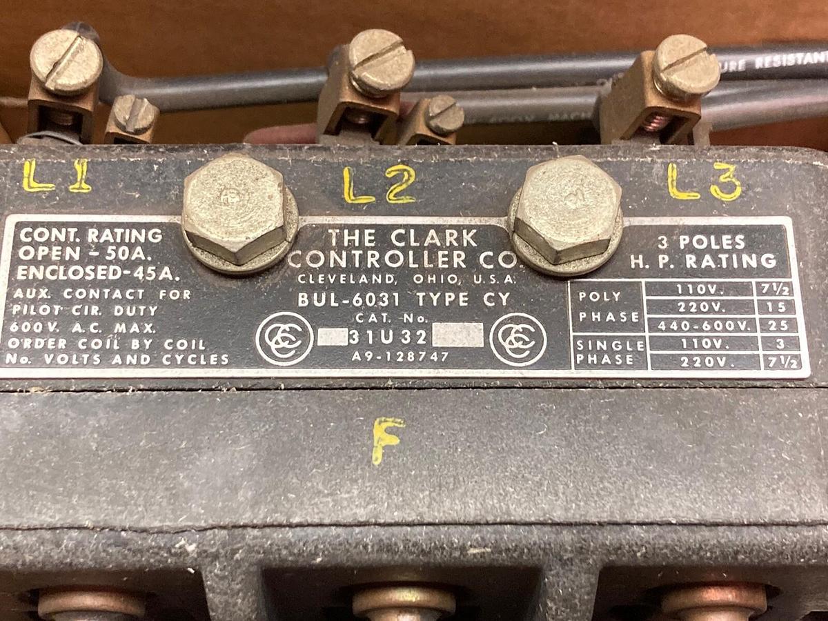Used Clark Contractor,31U32,3-Pole Contactor 600V
