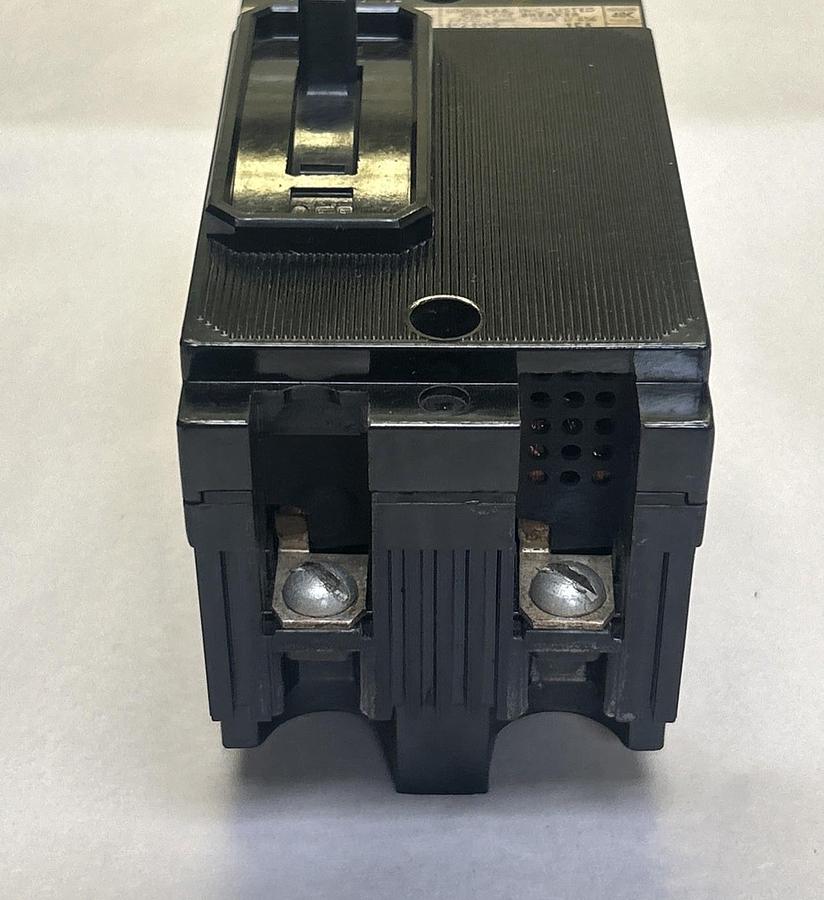 Used ITE,EF2-B015,CIRCUIT BREAKER 15A 600V 2P