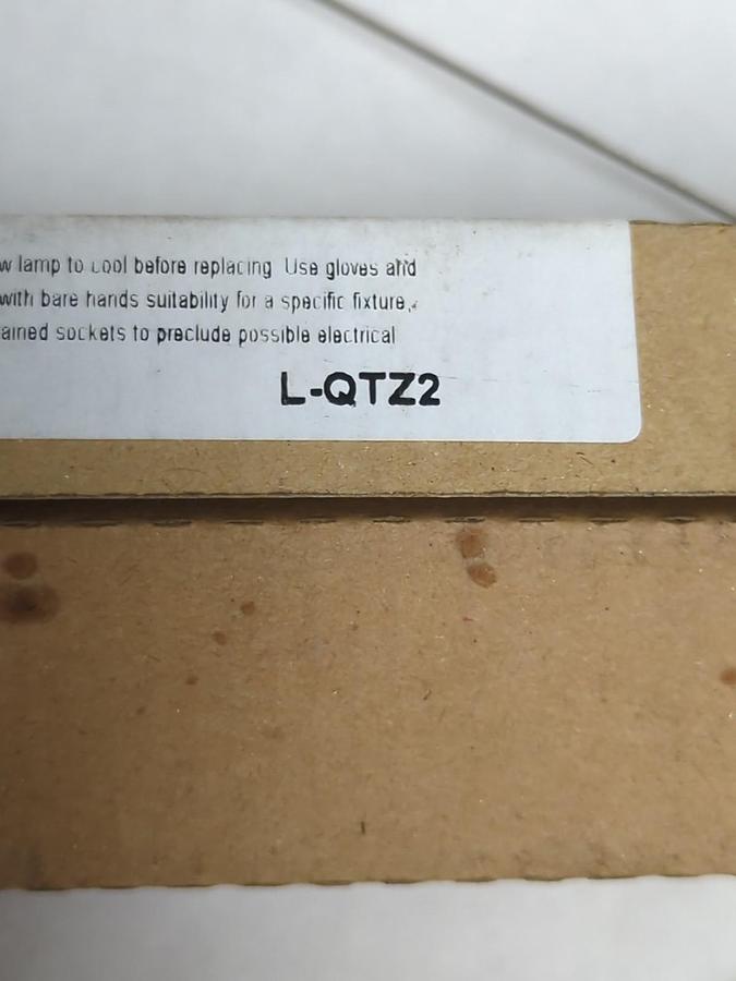 GE,L-QTZ2,HALOGEN HEAT LAMP MAXIUM HEAT SEAL 350 DEG. NOS