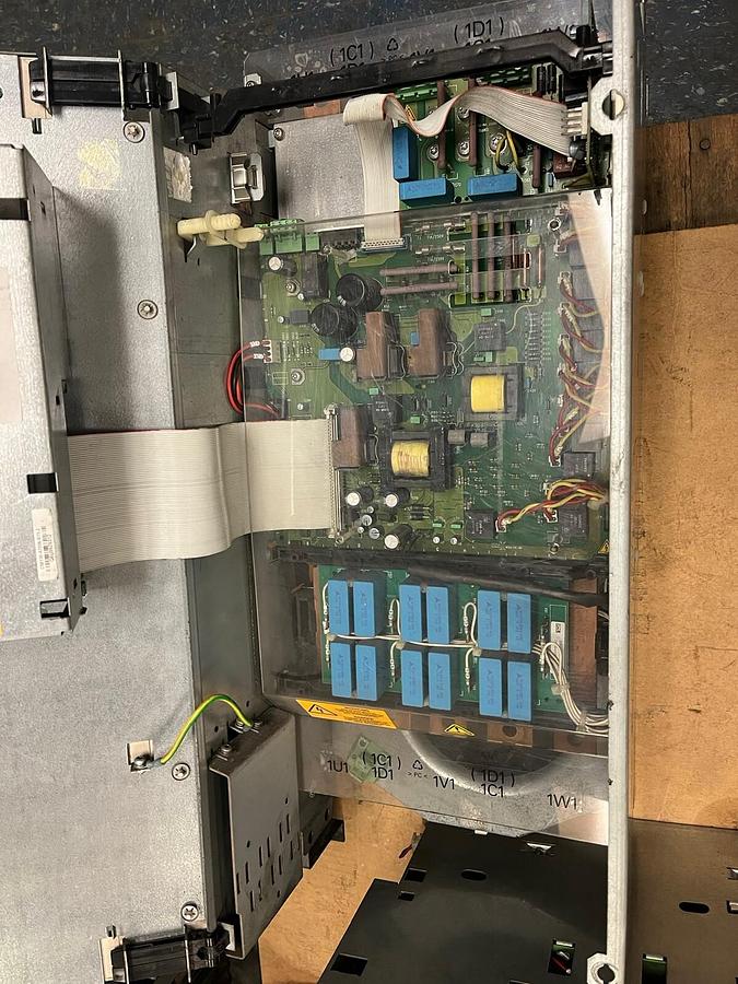 Used SIEMENS,6RA7085-6FV62-0-Z,SIMOREG DC CONVERTER