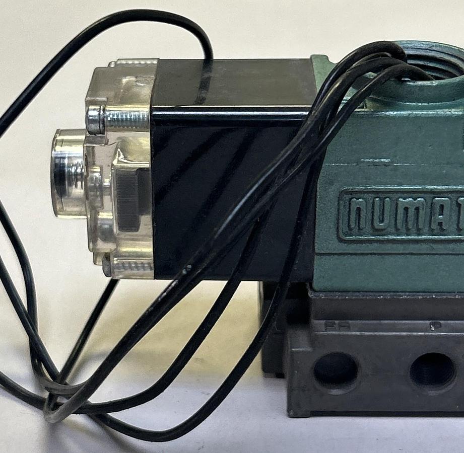 Used NUMATICS,11DSA4440,SOLENOID VALVE