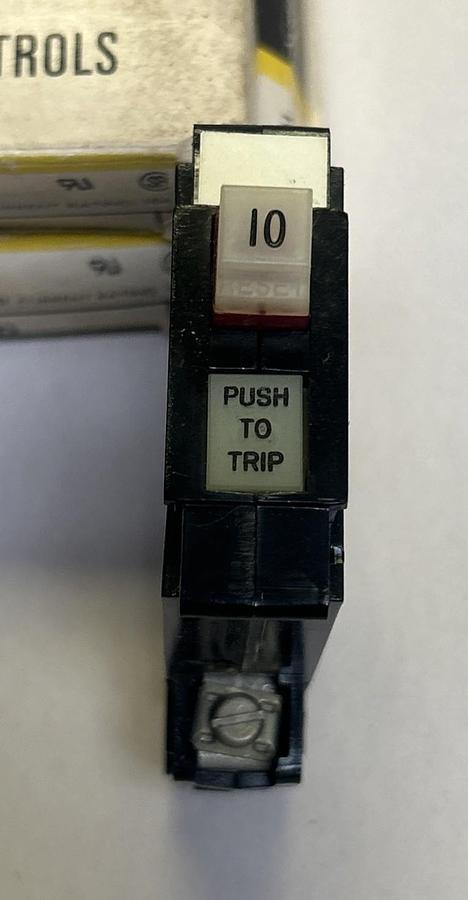 ALLEN BRADLEY,1492-G100,CIRCUIT BREAKER 10A 250V 1P LOT OF 2 NOS