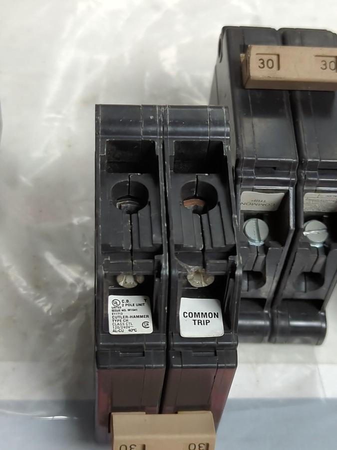 Used CUTLER HAMMER,CH230,CIRCUIT BREAKER 30AMP 2-POLE LOT OF 5 PRE-OWNED