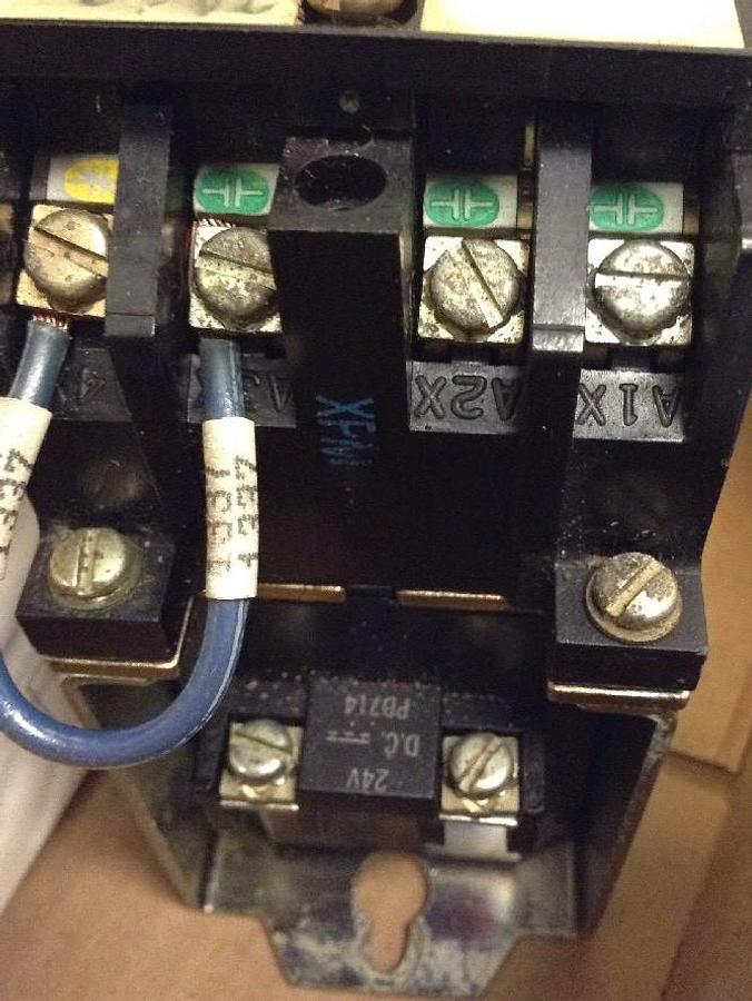 Used Allen-Bradley,700DC-P400Z24,Type P Control Relay