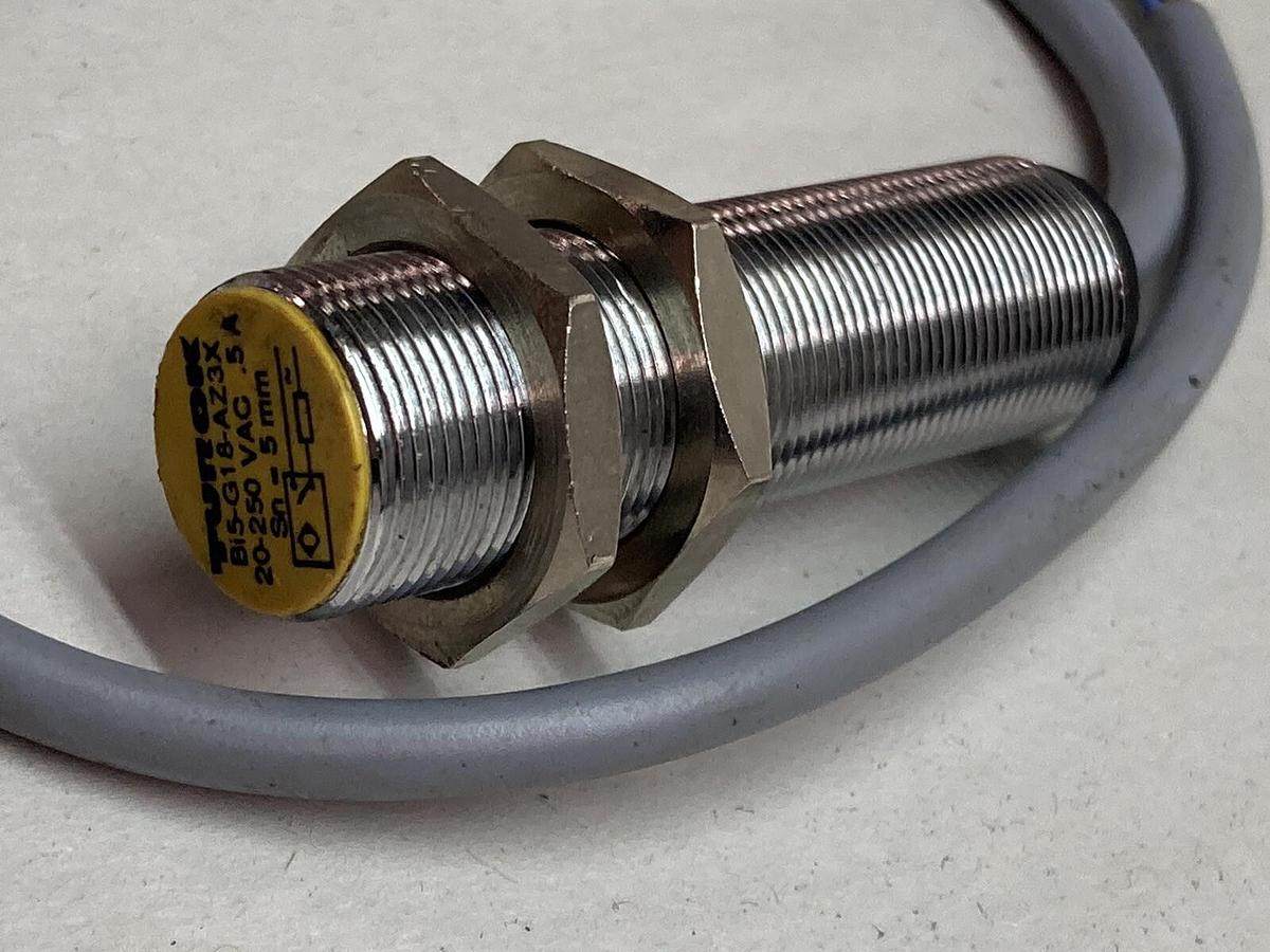 Turck,B15-G18-AZ3X,Embeddable Induction Sensor