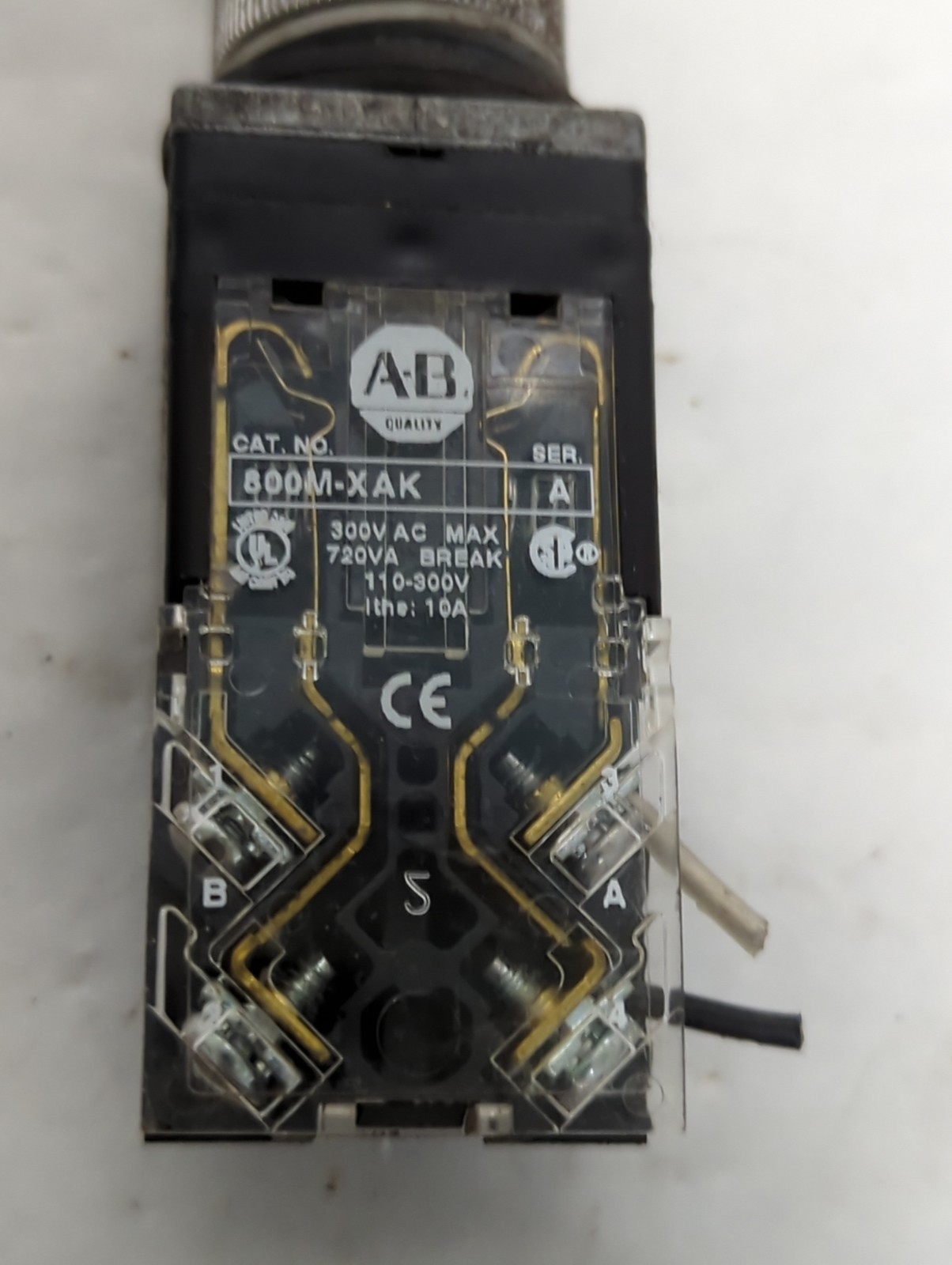 Used ALLEN BRADLEY,800MR-HX2B,SERIES A SELECTOR SWITCH PRE-OWNED