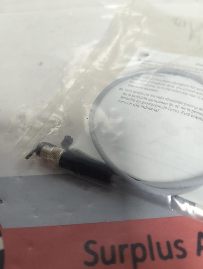 FESTO,SMT-8M-A,CYLINDER SWITCH 579100 NOS