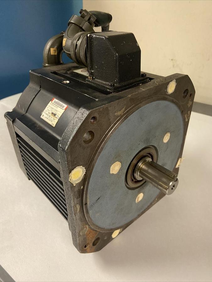 Used Yaskawa,USADED-22YRS11,Servo Motor UTMAH-B15ASB Encoder