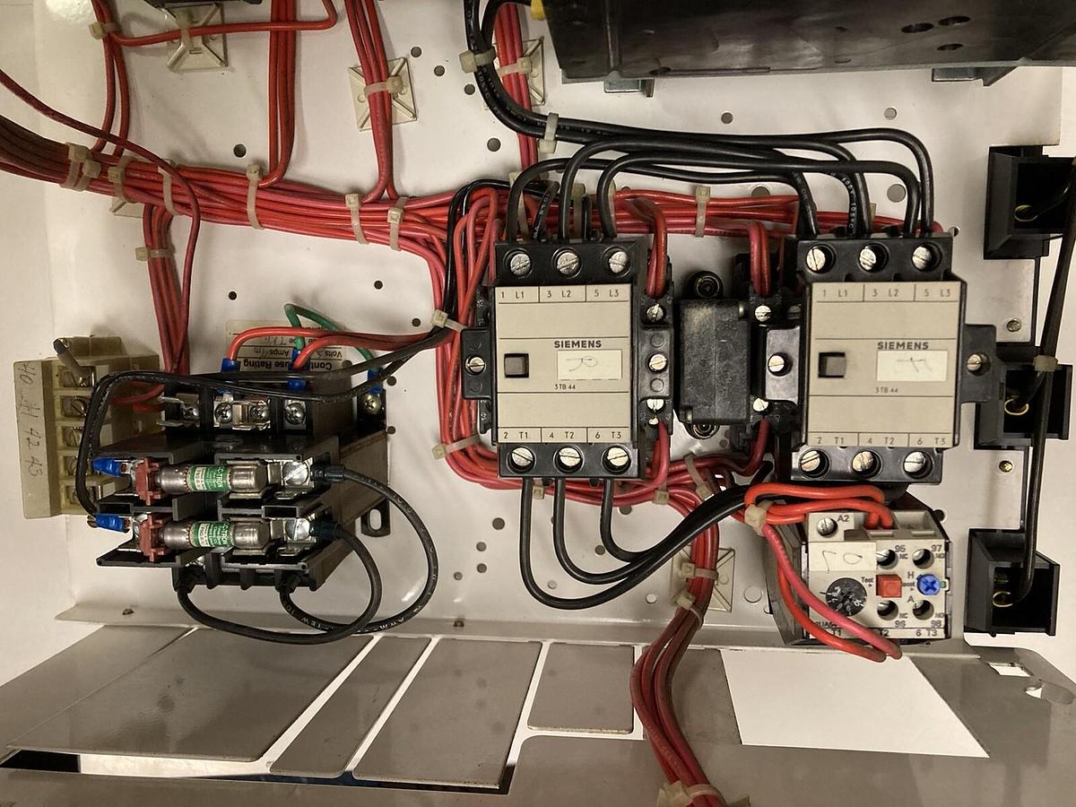 Used ITE Siemens,Model 95 36-89033,50 Amps Size 1 18 INCH MCC Starter Bucket