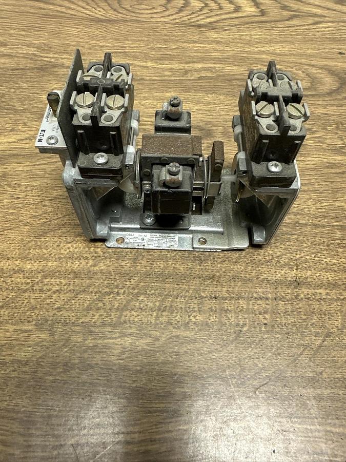 Used Cutler Hammer,D80J,Pneumatic Timing Relay