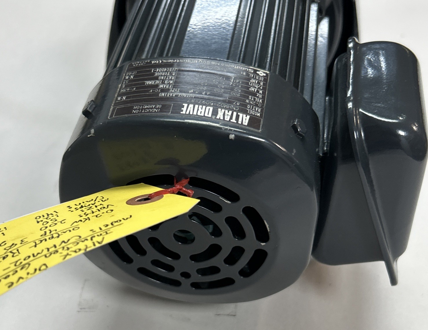 Used ALTAX,CNHM02-5097-87,GEAR MOTOR 0.2KW 200/220V 1410/1720RPM F-63M FRAME