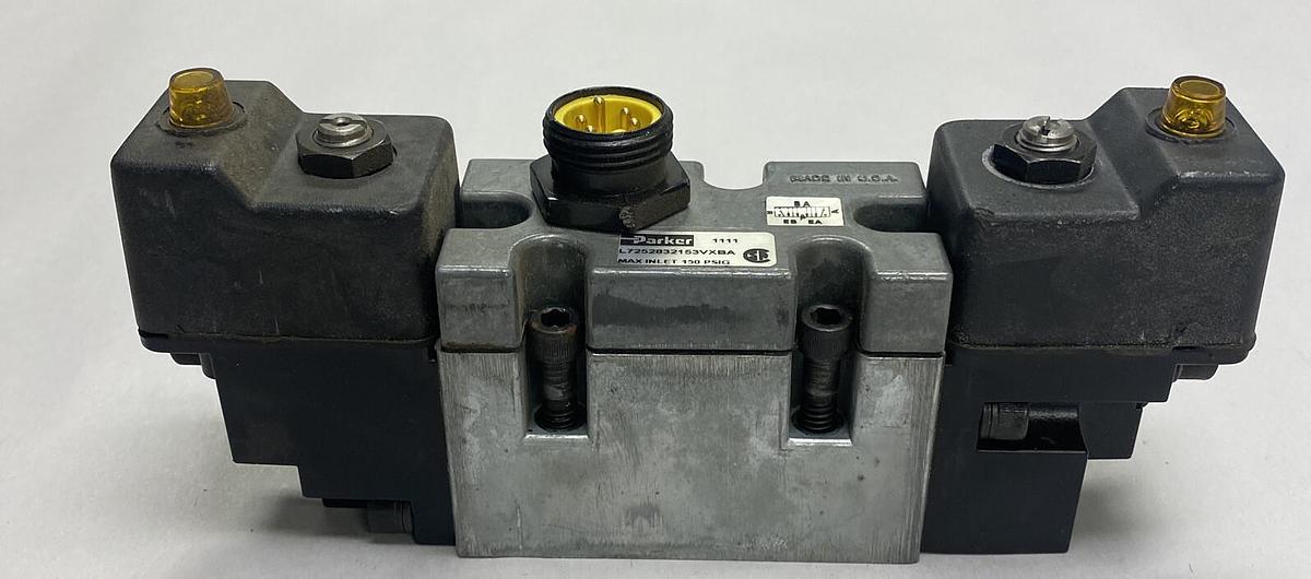 Used Parker,L7252832153VXBA,Solenoid Valve