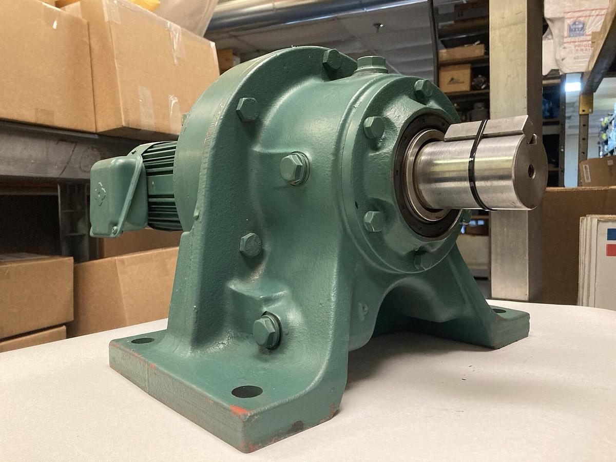 Sumitomo, TC-F W/ Gear HM 3145/10 A,1/2 HP SM-Cyclo Gear Motor