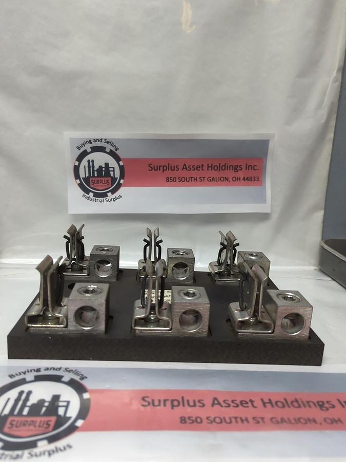 Used FERRAZ SHAWMUT,622003J,FUSE HOLDER 600V 200A 3-POLE PRE-OWNED