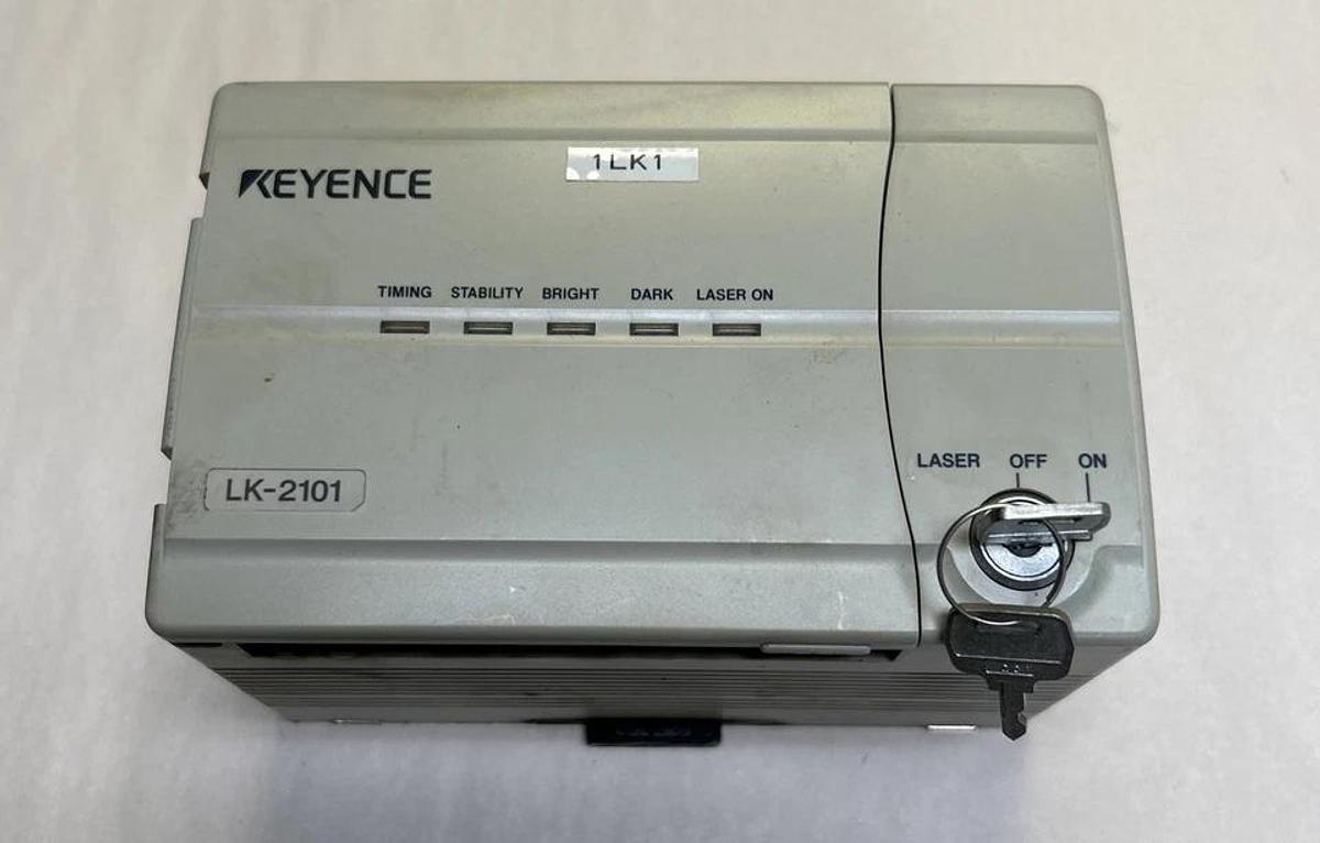 Used KEYENCE,LK-2101,CONTROLLER CCD LASER DISPLACEMENT SENSOR