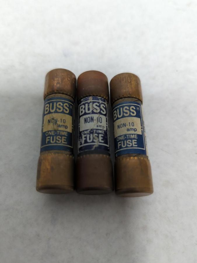 Used COOPER BUSSMANN,NON-10,ONE-TIME 10 AMP FUSES LOT OF 3 PRE-OWNED