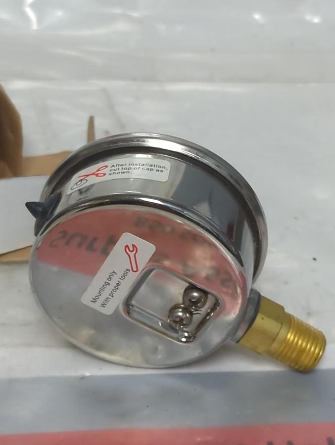 TRERICE,D82LFB,PRESSURE GAUGE 0-200PSI 1/4 NPT LM NOS