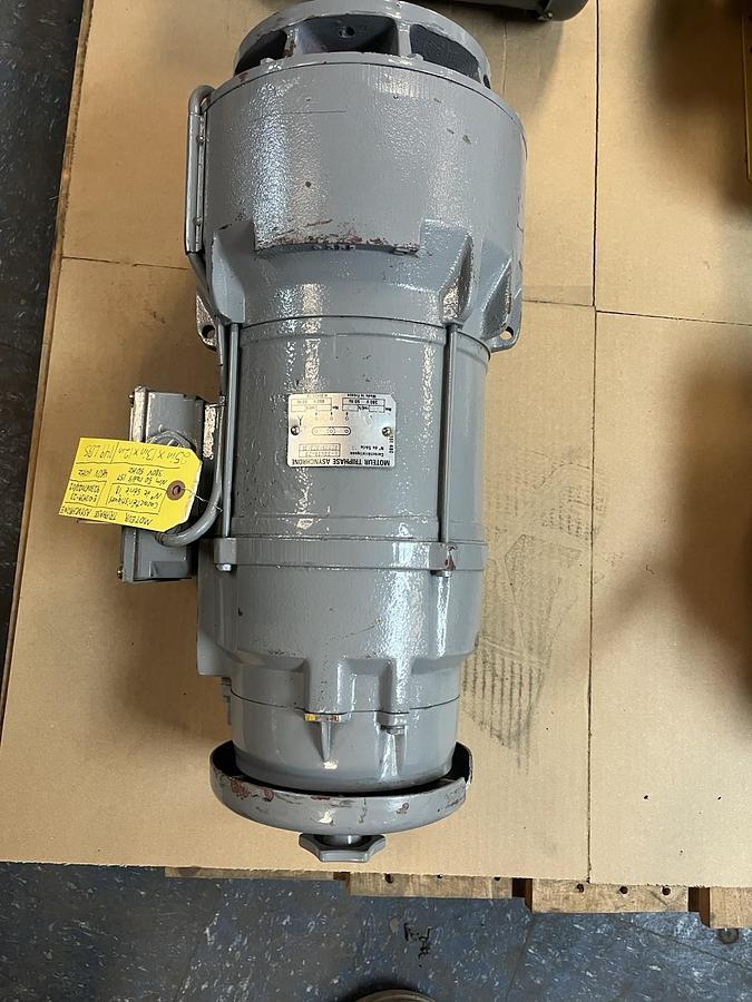 Used POTAIN,E-03439-23,ASYCHRONOUS CRANE MOTOR SERIES 18 3PH 380V Nm 50