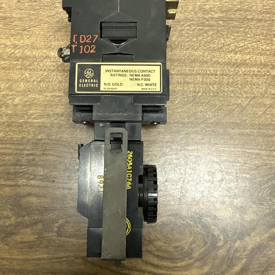 Used GE,CR122B,Instantaneous Contact with Pneumatic Timer