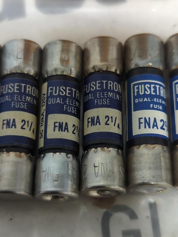 COOPER BUSSMANN,FNA-2-1/4,FUSETRON 2-1/4 AMP FUSES BOX OF 10 FUSES NOS