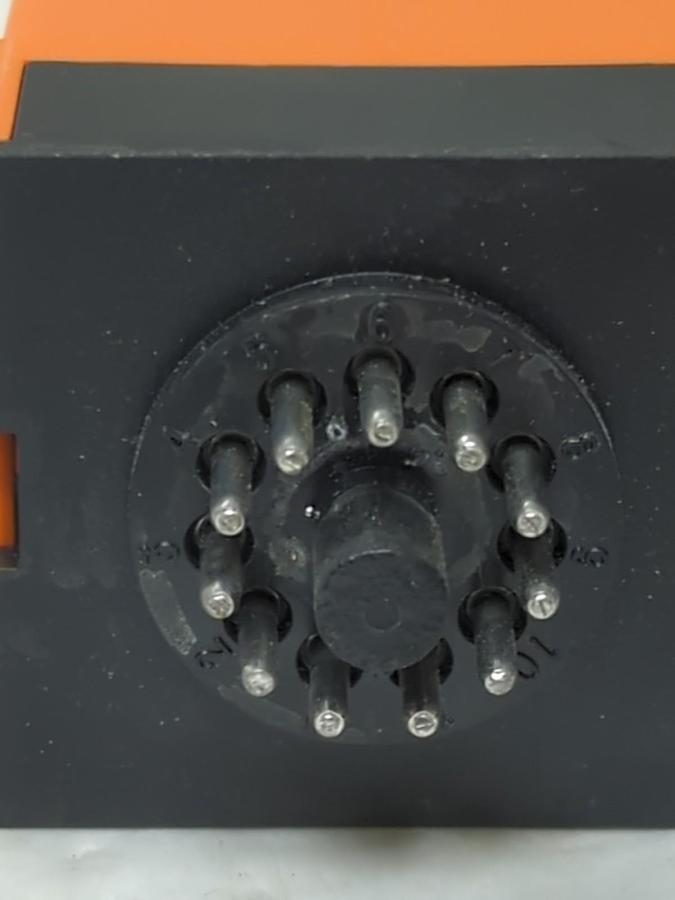 SYRELEC CROUZET,LWRA2 220A,PHASE CONTROLLER RELAY 11 PIN NOS