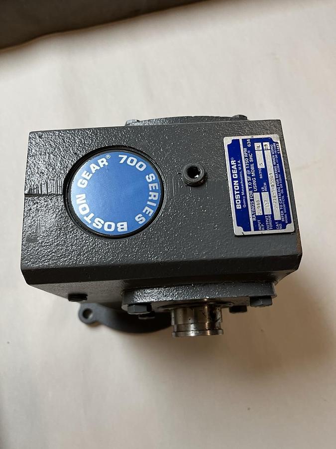 BOSTON GEAR,SF718-5-B5-G4,GEAR SPEED REDUCER 2.080HP RATIO 5