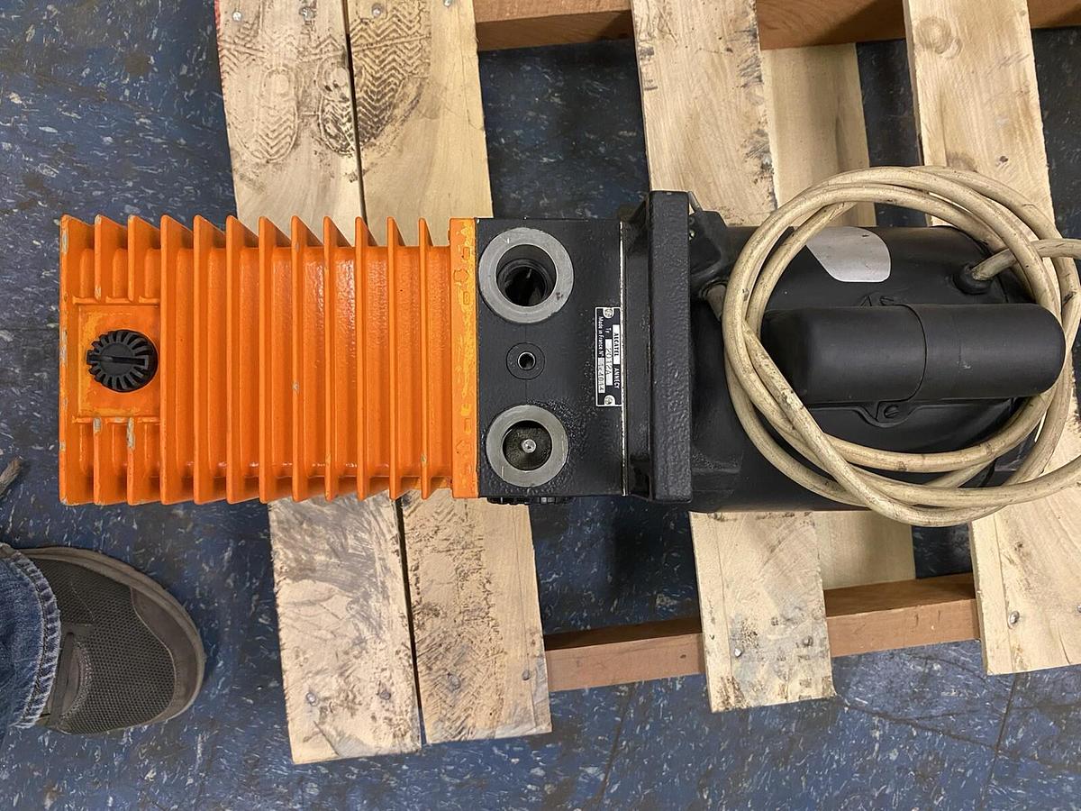 Used ALCATEL,2012A,PASCAL VACUUM PUMP