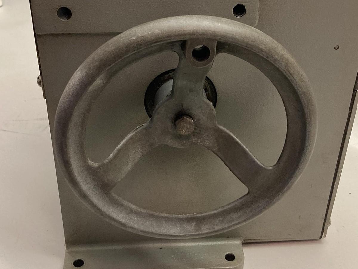 Leeds & Northrup,1026-4-60-L2,High-Torque Actuator Model D 120VAC 50/60Hz