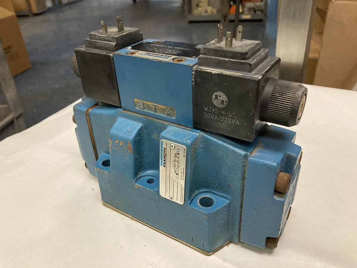 Used Rexroth,4WEH16E70/6EW110N9EZ45,Hydraulic Proportional Valve