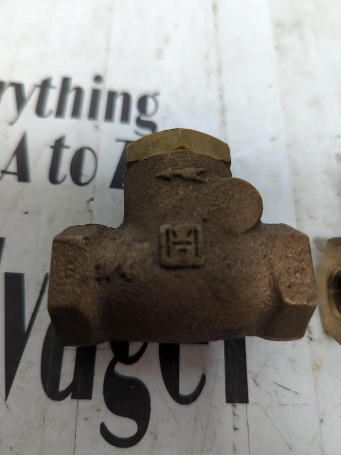 MILWAUKEE,125,200WOG 1/4 INCH SWING CHECK VALVE LOT OF 2 NOS