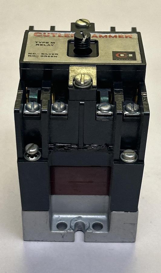 Used CUTLER HAMMER,D23MB,RELAY