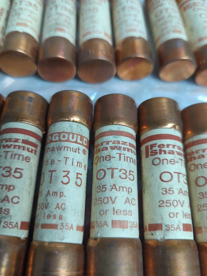 FERRAZ SHAWMUT,OT35,ONE-TIME FUSE 35 AMP LOT OF 16 NOS
