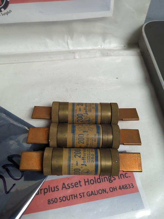 JEFFERSON,391-200,SUPER-LAG RENEWABLE 200 AMP FUSE LOT OF 3 PRE-OWNED