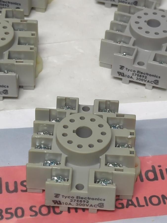 TYCO ELECTRONICS,27E892,RELAY BASE 10 AMP 300VAC PACK OF 10 PCS NOS
