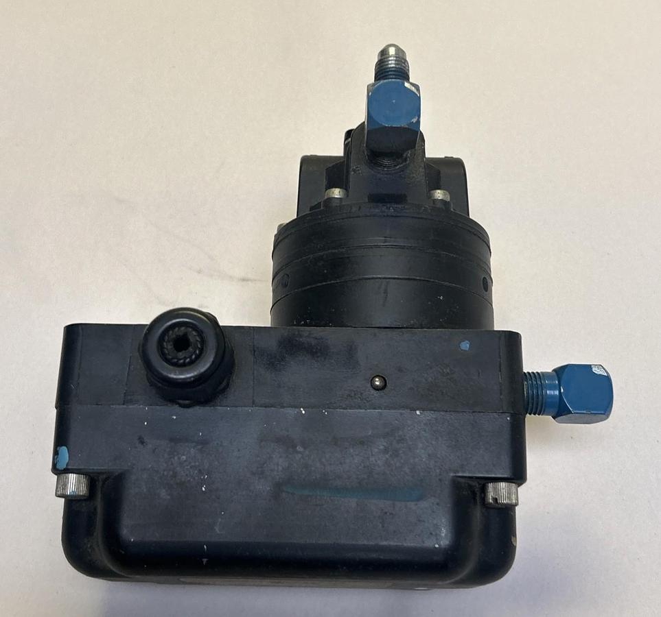 Used FAIRCHILD,TB5226-9,ELECTRIC TO PNEUMATIC TRANSDUCER