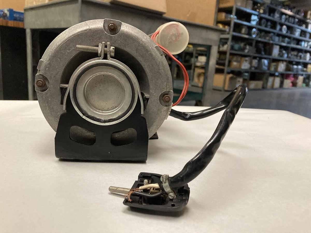 Used Unbranded,K48422-M00701,Motor