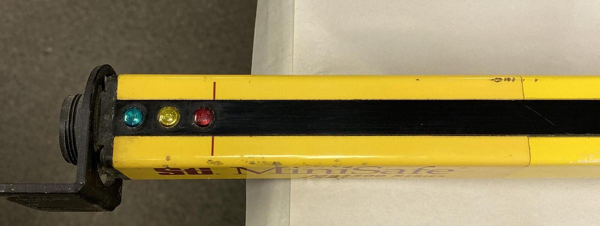 Used STI,MS4336BX,Mini Safe-B Light Curtain 36 INCH Transmitter
