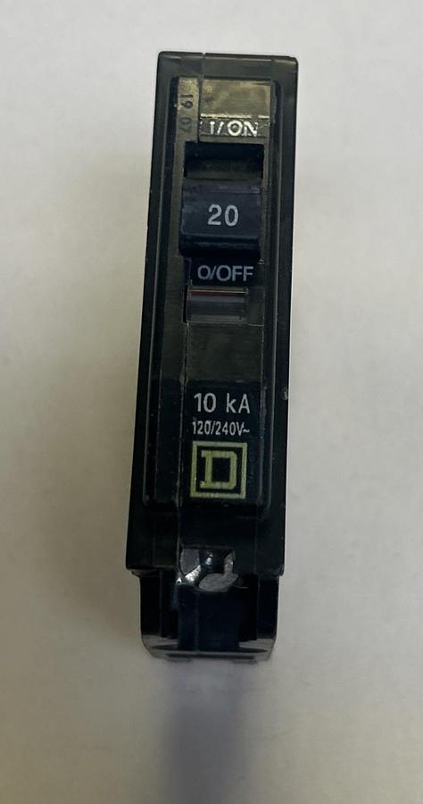 Used SQUARE D,Q0120,CIRCUIT BREAKER 20A 120/240V 1P