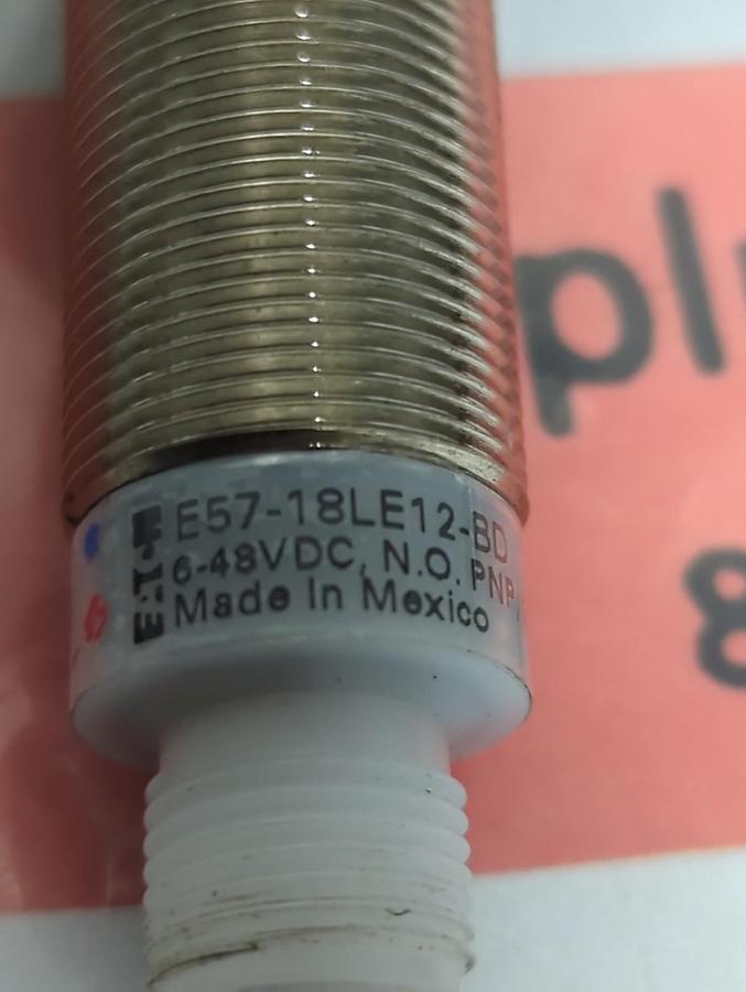 EATON,E57-18LE12-BD,SERIES G1 INDUCTIVE PROXIMITY SENSOR SWITCH NOS