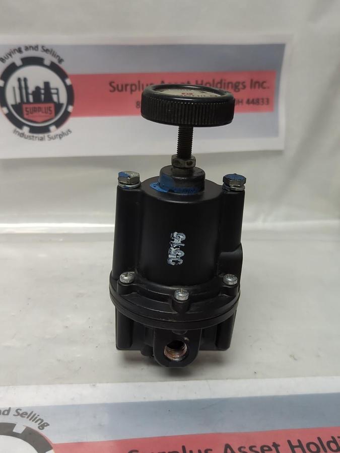 Used FAIRCHILD,10262,PRESSURE REGULATOR 500 PSIG 35.0 BAR 3500 kPa PRE-OWNED
