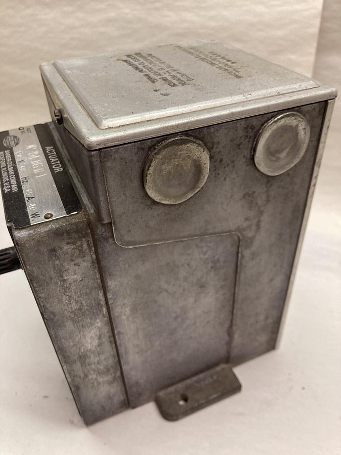 Used Barber Colman,MP-454-103-0-1,Boilder Damper Control Actuator 120V 60Hz 65A 40W