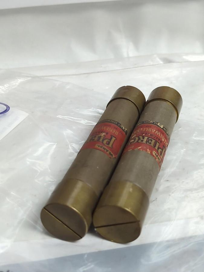 PIERCE,B660,RENEWABLE 60 AMP FUSE LOT OF 2 PRE-OWNED