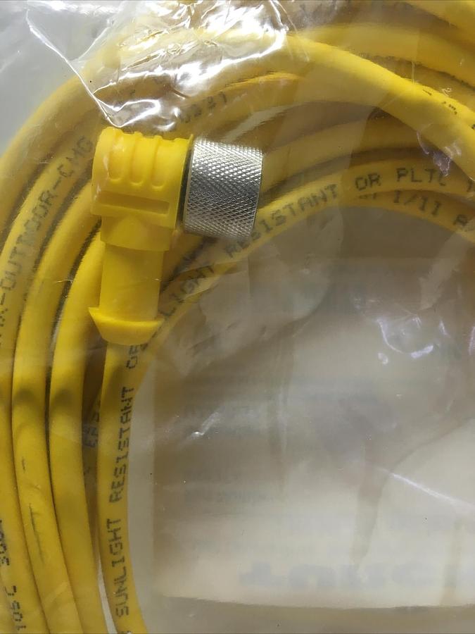 TURCK,WKB 3T-6 ID U2230-12,Right Angle Single Ended 1/2-inch Microfast Connector