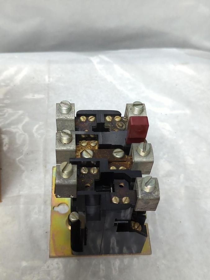 WESTINGHOUSE,AN22P,THERMAL OVERLOAD RELAY 3-POLE 240 VA NOS