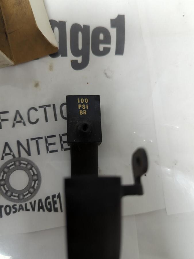 FISHER CONTROLS,1OA0625X012,BOURDON TUBE ASSEMBLY 100 PSIG/700 KPA