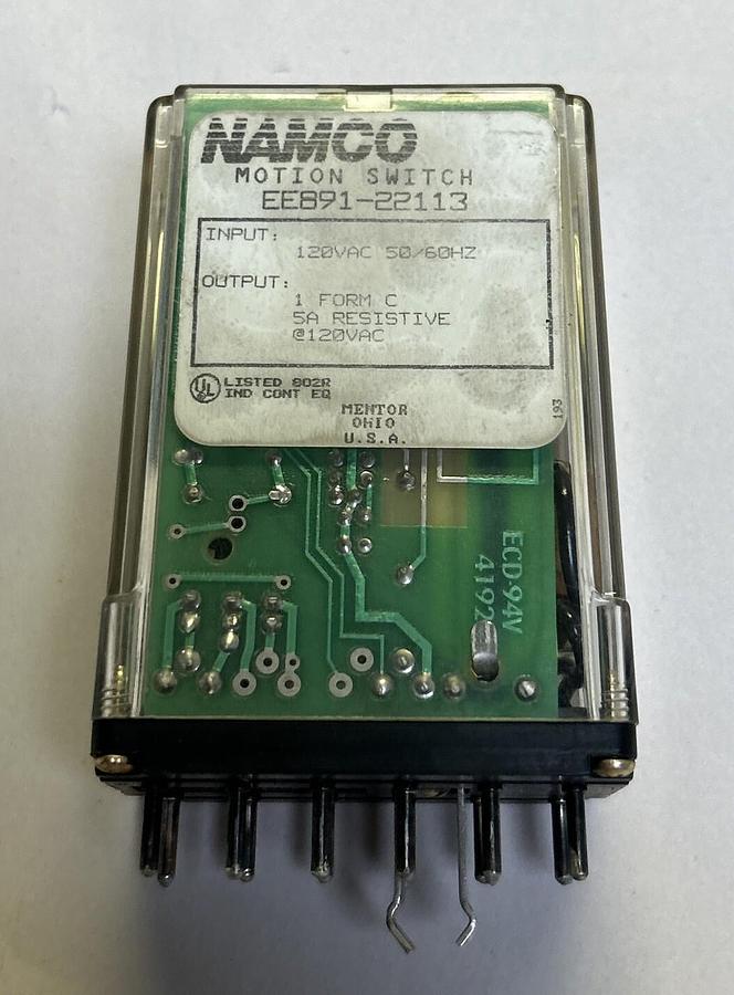 Used NAMCO,EE891-22113,CYLINDICATOR PROXIMITY SENSOR