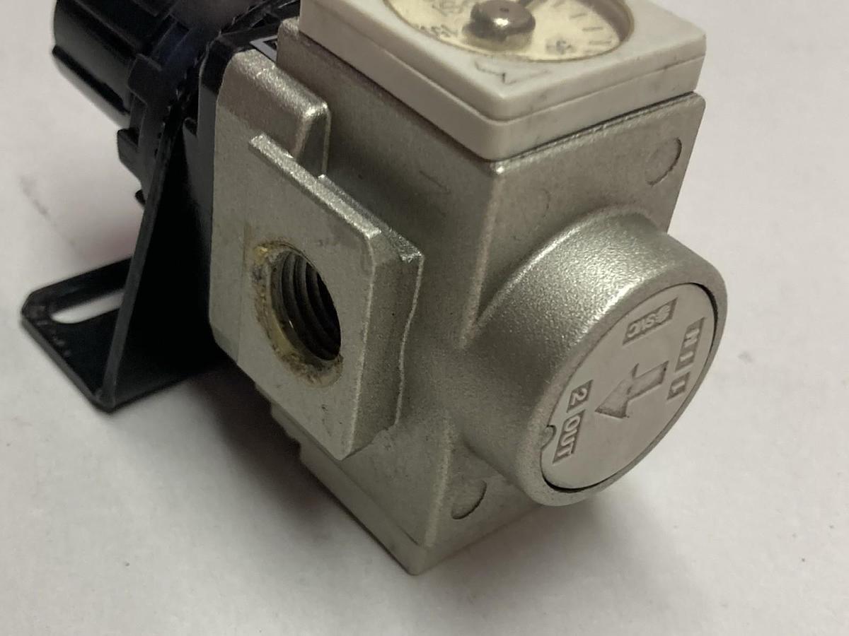 Used SMC,SR20-N02EH-Z,Pressure Regulator 7~125 PSI