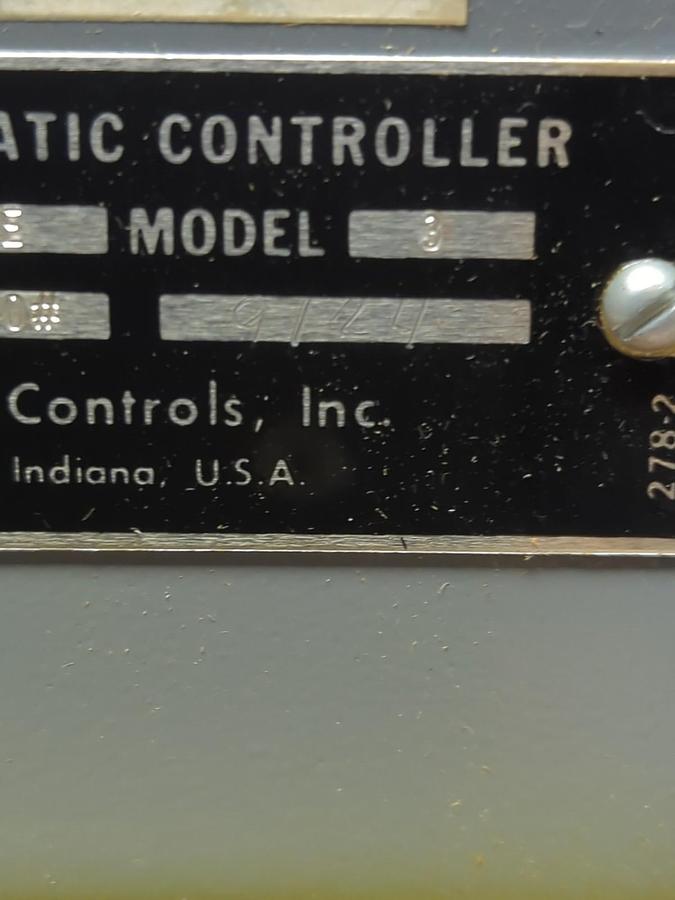 JOHNSON CONTROLS,P72CE,PENN AUTOMATIC PRESSURE CONTROL MODEL 3 NOS
